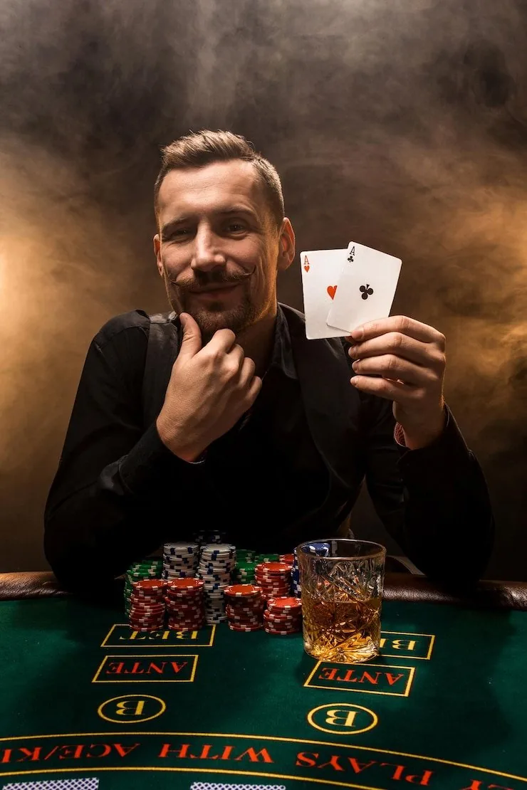 ef777com Holdem Siege